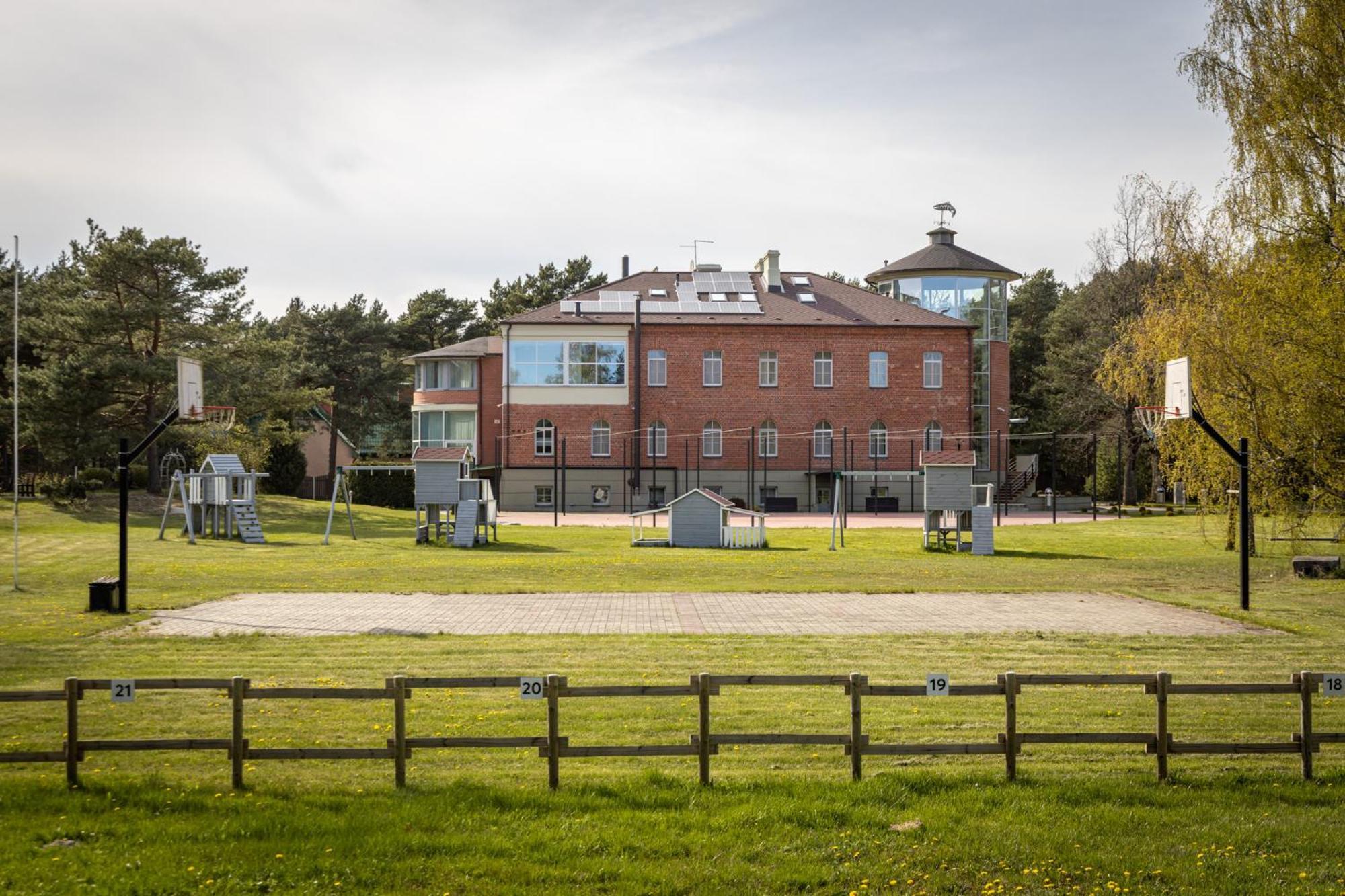 Roze Village Jurnieka Ligzda Pērkone Екстериор снимка